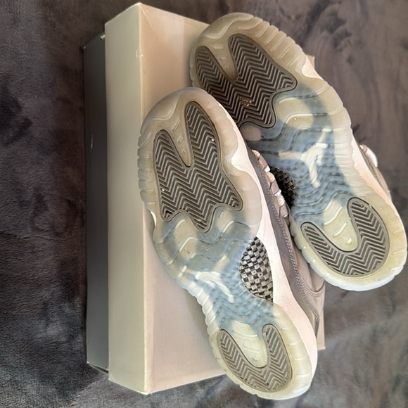 Air Jordan 11 Retro gray - Picture 4 of 5